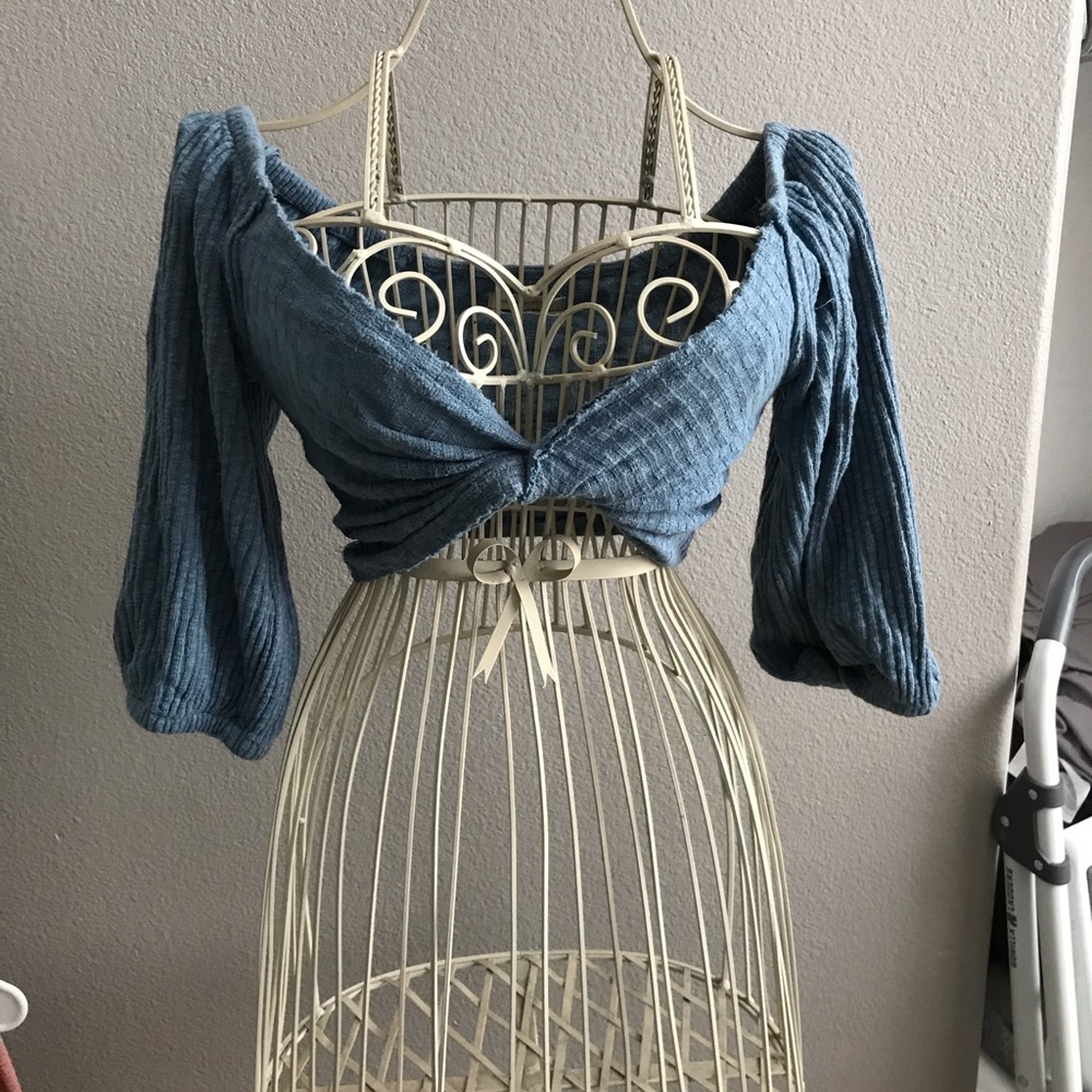 Urban outfitter cropped blouse